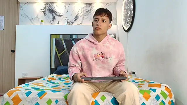 GRETTY BOYS online show from October 2025 07:18:02 AM