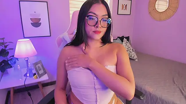 Ema wett online show from November 2025 07:48:02 PM