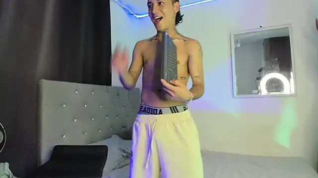 twinkDuohot online show from January 2026 06:39:01 AM