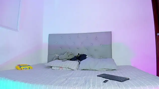 twinkDuohot online show from February 2026 12:29:02 AM