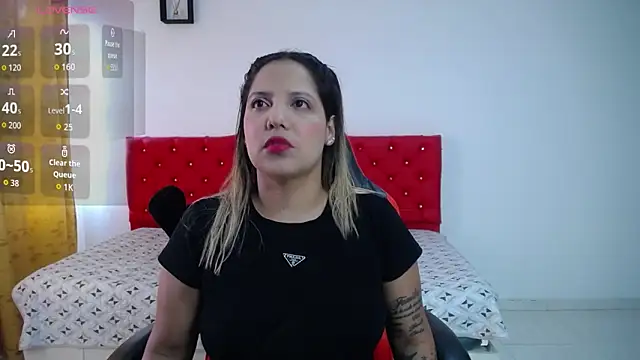 tiana breeze online show from November 2025 06:53:02 PM