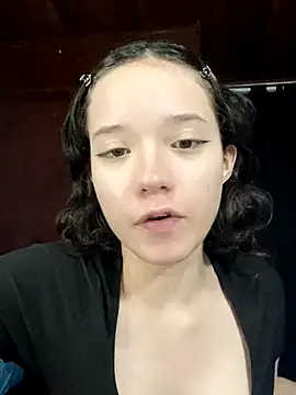 sukubo   online show from November 2025 03:26:02 AM