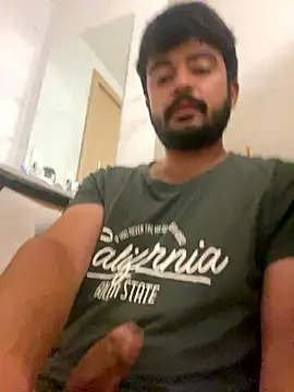 Agusmini online show from January 2026 05:37:01 PM