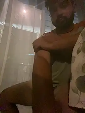 Agusmini online show from February 2026 01:03:01 AM