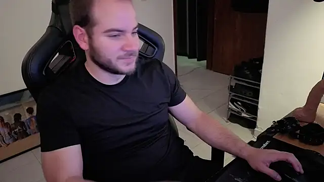 Paul00474 online show from September 2025 09:18:01 PM