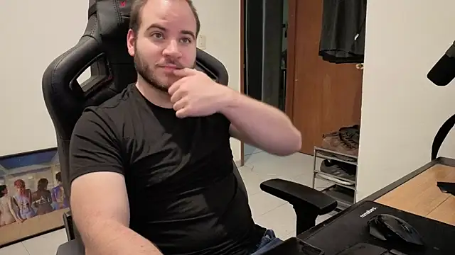 Paul00474 online show from November 2025 08:29:01 PM