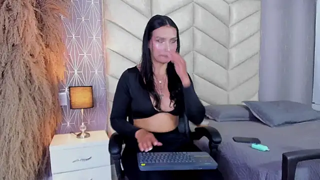 Snapshot of samiradoll chatting on November 2025 10:54:01 PM samiradoll online show from November 2025 10:54:01 PM