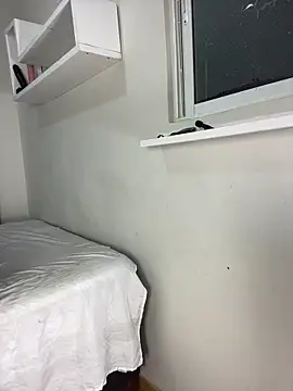 cloeX c online show from April 2026 03:06:02 AM