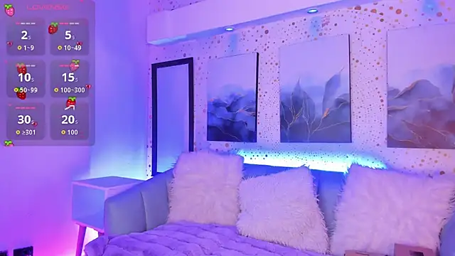 ArianaSantana online show from September 2025 12:49:02 PM