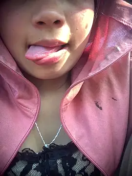 Snapshot of Nh64 chatting on March 2026 09:33:02 AM Nh64 online show from March 2026 09:33:02 AM