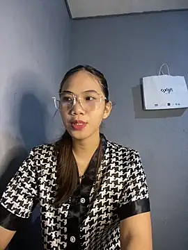 Shy SexyLady online show from May 2026 11:47:01 AM
