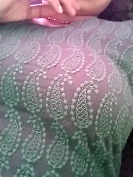 NehaQn online show from September 2025 09:00:01 AM