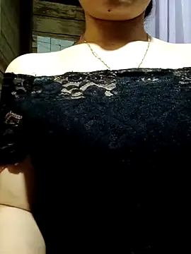 LucyyLy online show from October 2025 11:42:02 AM