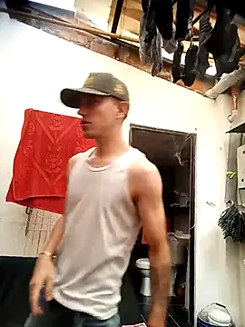 Snapshot of DebutingPathway chatting on October 2025 01:46:02 PM DebutingPathway online show from October 2025 01:46:02 PM