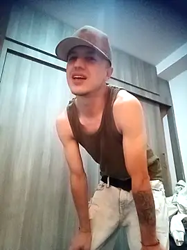 Snapshot of DebutingPathway chatting on November 2025 05:46:01 PM DebutingPathway online show from November 2025 05:46:01 PM