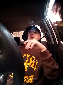 Snapshot of DebutingPathway chatting on November 2025 12:20:01 PM DebutingPathway online show from November 2025 12:20:01 PM