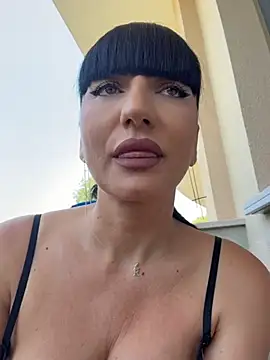 MysticCleo online show from July 2026 10:32:02 AM