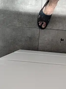 Yazaza1999 online show from October 2025 08:09:01 PM