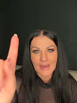 Nola Luxx-offiziell online show from February 2026 07:53:01 PM