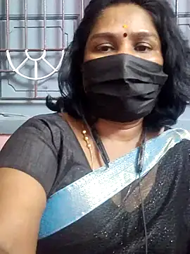 Snapshot of Tamil_Azhaghi25 chatting on June 2026 06:31:01 PM Tamil Azhaghi25 online show from June 2026 06:31:01 PM