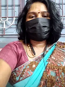 Snapshot of Tamil_Azhaghi25 chatting on June 2026 06:45:01 PM Tamil Azhaghi25 online show from June 2026 06:45:01 PM
