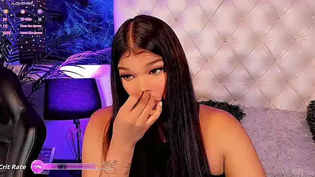 Valeria Swett  online show from April 2026 08:50:01 PM