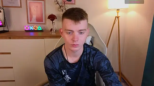 Snapshot of happy_de1mos chatting on September 2025 07:15:02 PM happy de1mos online show from September 2025 07:15:02 PM