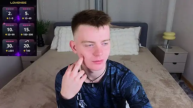 Snapshot of happy_de1mos chatting on October 2025 09:24:01 PM happy de1mos online show from October 2025 09:24:01 PM