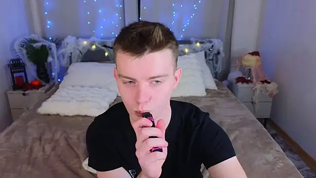 Snapshot of happy_de1mos chatting on October 2025 09:46:01 PM happy de1mos online show from October 2025 09:46:01 PM