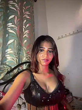 STRIP GLOW online show from April 2026 04:59:01 PM