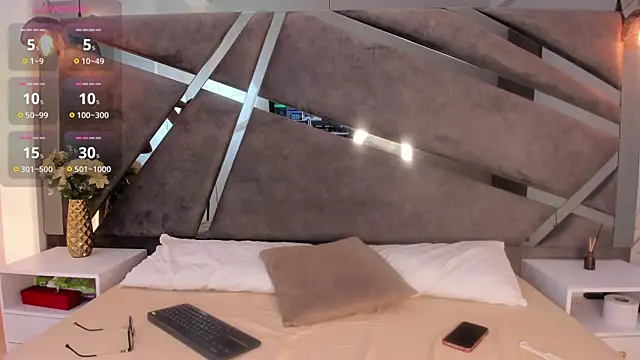 Snapshot of miia_reeves_ chatting on November 2025 12:27:02 PM miia reeves online show from November 2025 12:27:02 PM