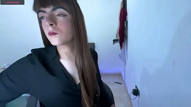 Snapshot of regina_mills_milk chatting on April 2026 08:17:01 PM regina mills milk online show from April 2026 08:17:01 PM