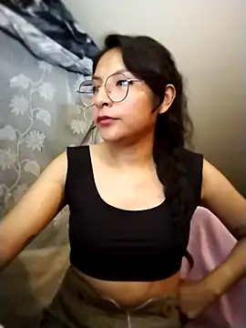 Regina Shine online show from November 2025 03:28:01 AM