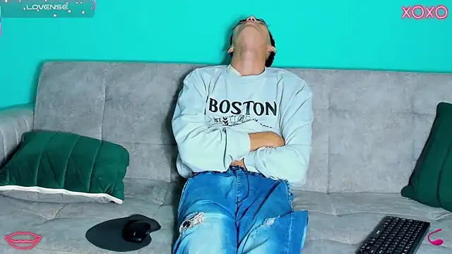 Maikol Ortiz online show from October 2025 12:36:01 PM