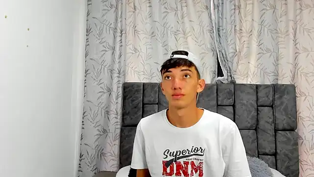 Maikol Ortiz online show from December 2025 12:23:02 PM