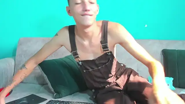 Maikol Ortiz online show from February 2026 02:56:02 PM