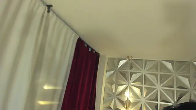 zoerouse  online show from November 2025 07:57:01 PM