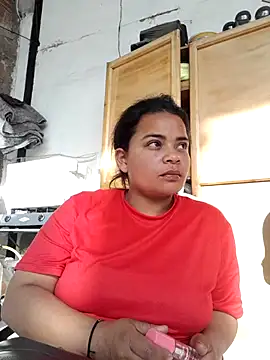 Zaphyra18 online show from October 2025 09:04:02 PM