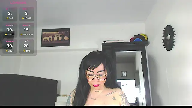 Vicky hotmilf online show from October 2025 11:12:02 AM