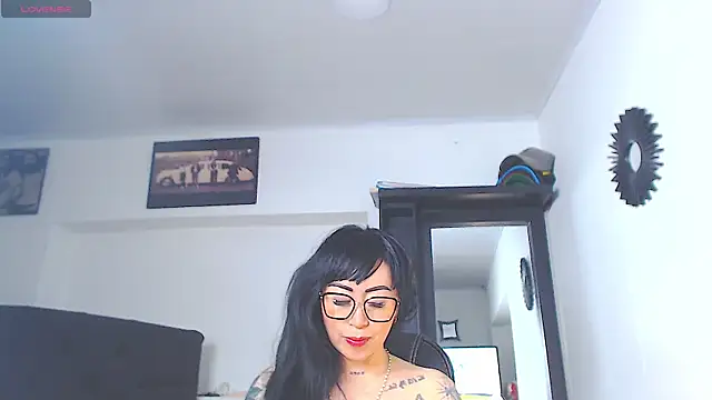 Vicky hotmilf online show from July 2026 03:15:02 PM
