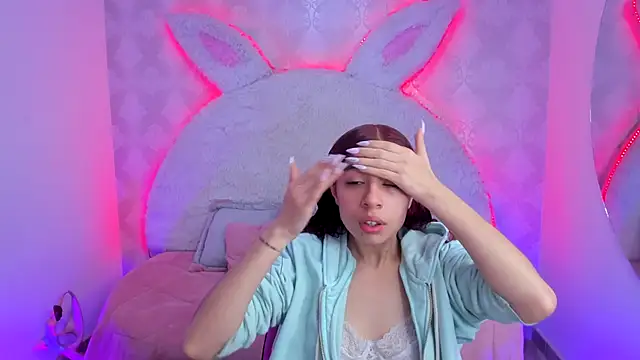 Gaby louse online show from November 2025 07:25:02 PM