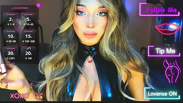 Snapshot of xUrGoddess_Bellax chatting on November 2025 01:39:02 AM xUrGoddess Bellax online show from November 2025 01:39:02 AM