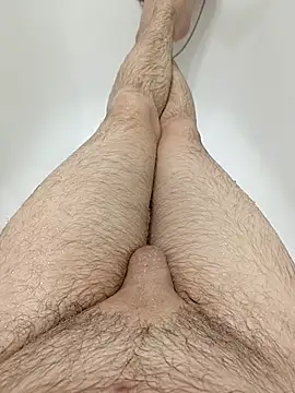 Dmitrii222q online show from February 2026 07:48:02 AM