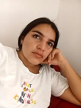 chloe 90 online show from September 2025 04:34:02 PM