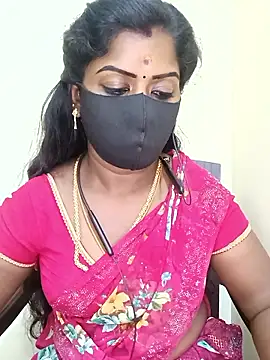 Snapshot of tamilammukuttyy chatting on June 2026 05:01:02 PM tamilammukuttyy online show from June 2026 05:01:02 PM