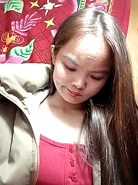 xinhxinhcute online show from December 2025 12:14:02 PM