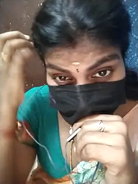 Snapshot of Nithiila chatting on September 2025 08:08:01 AM Nithiila online show from September 2025 08:08:01 AM