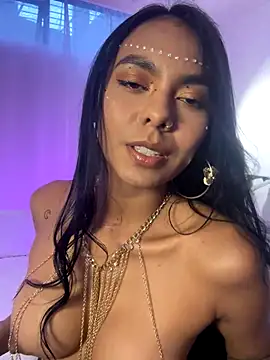 GiorgiaLuxee online show from October 2025 10:10:01 PM