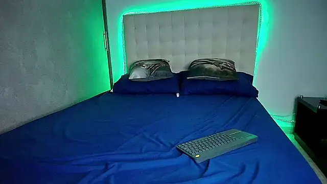 DionKnox online show from November 2025 06:46:01 AM