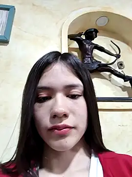 CHARLOTTE  05 online show from September 2025 12:38:02 PM